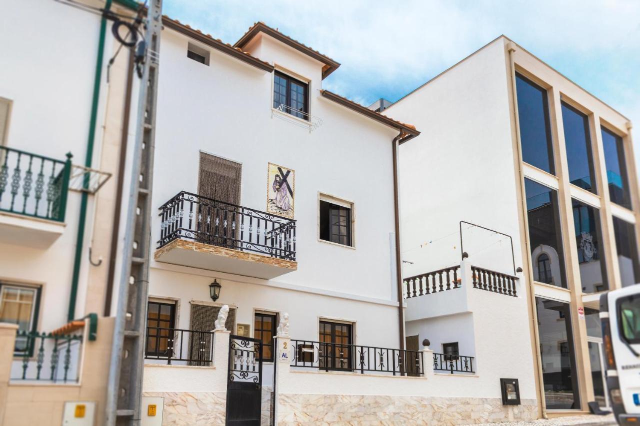 Moradia Borda D'Agua Apartment Nazare Bagian luar foto