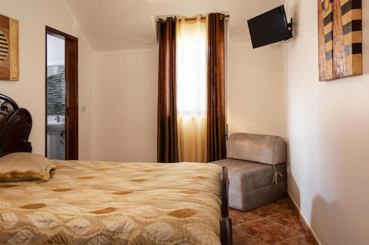 Moradia Borda D'Agua Apartment Nazare Bagian luar foto