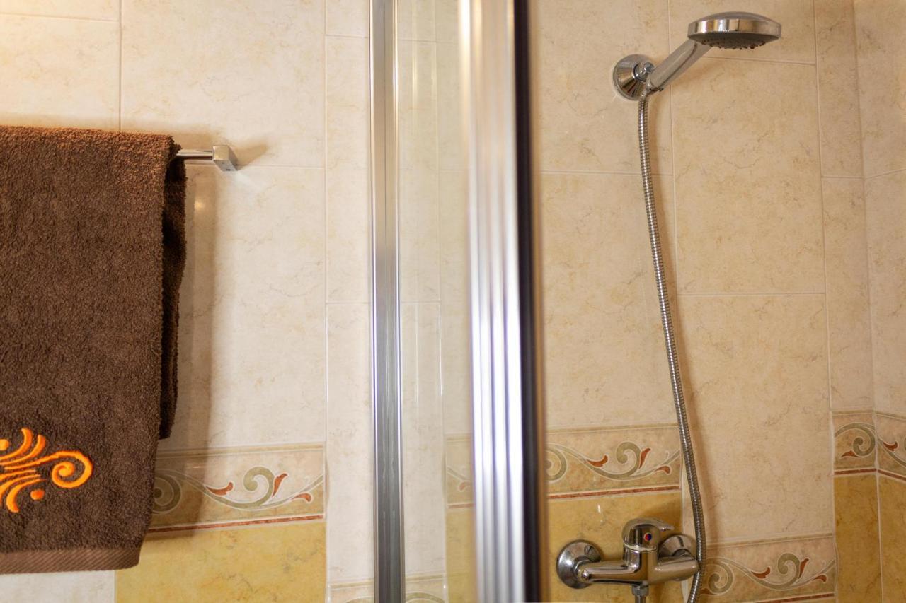 Moradia Borda D'Agua Apartment Nazare Bagian luar foto