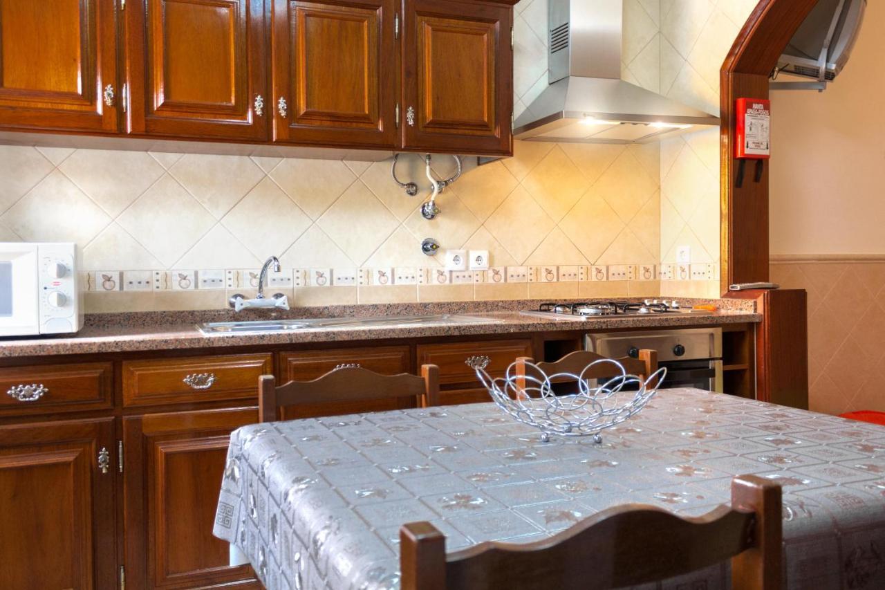 Moradia Borda D'Agua Apartment Nazare Bagian luar foto
