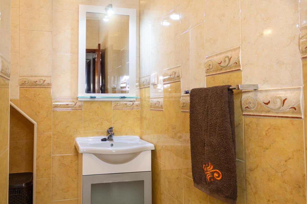 Moradia Borda D'Agua Apartment Nazare Bagian luar foto